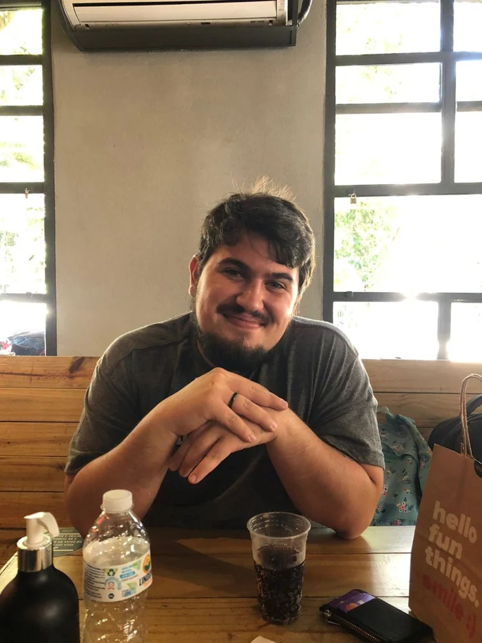 Lucas Marques Machado, fundador da Vira-Lata Lab